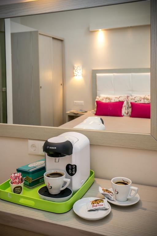 Venice Deluxe Studios Пефкари Экстерьер фото