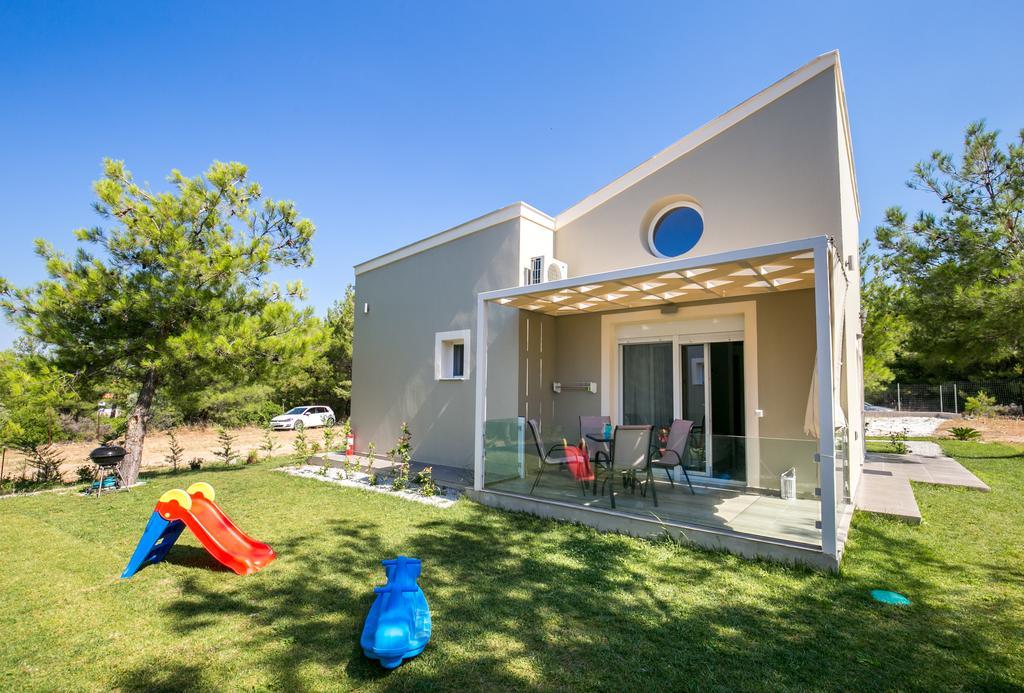 Venice Deluxe Studios Пефкари Экстерьер фото